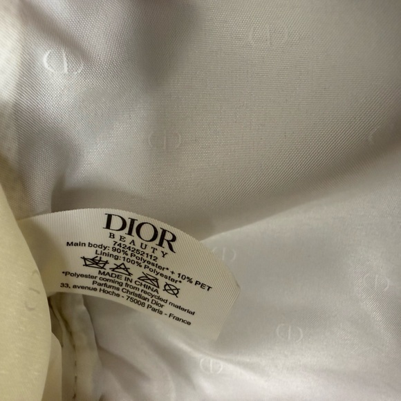 Dior Makeup Bag Limited Edition Holiday color. Bag Only - Picture 3 of 5